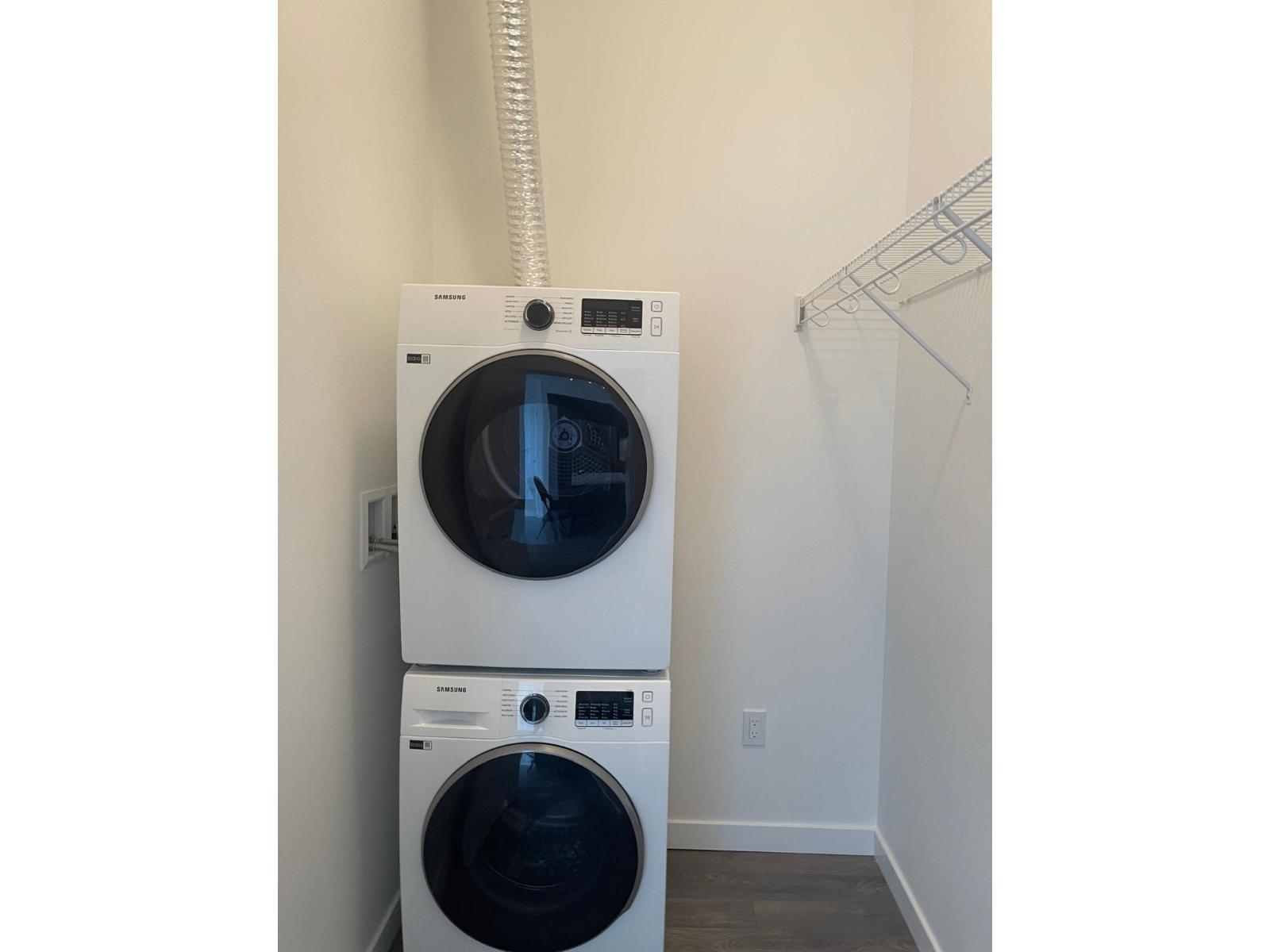 15815 85 Unit 609 photo 4