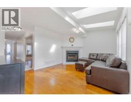 Laundry room - 113 Greenshire Drive, Hamilton, ON L9C7G5 Photo 11