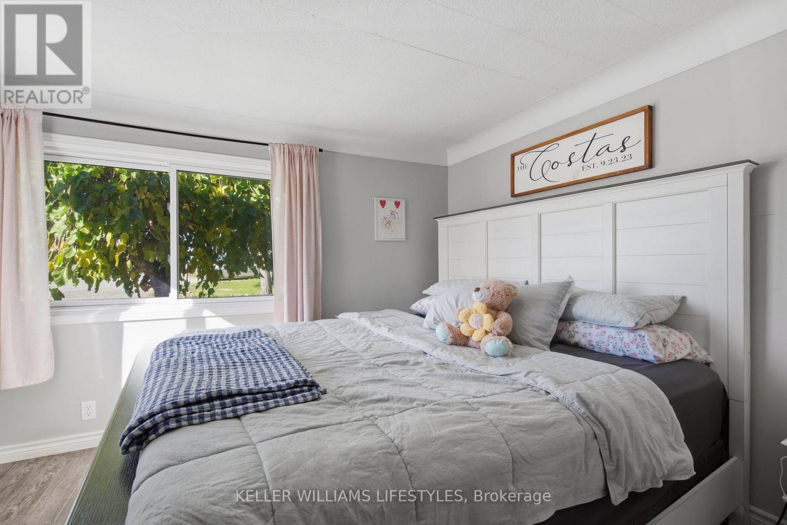 7512 FAIRVIEW ROAD - 21