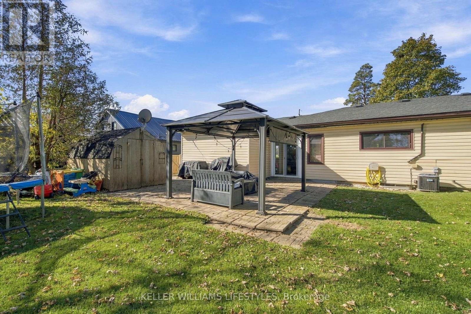 7512 FAIRVIEW ROAD - 30
