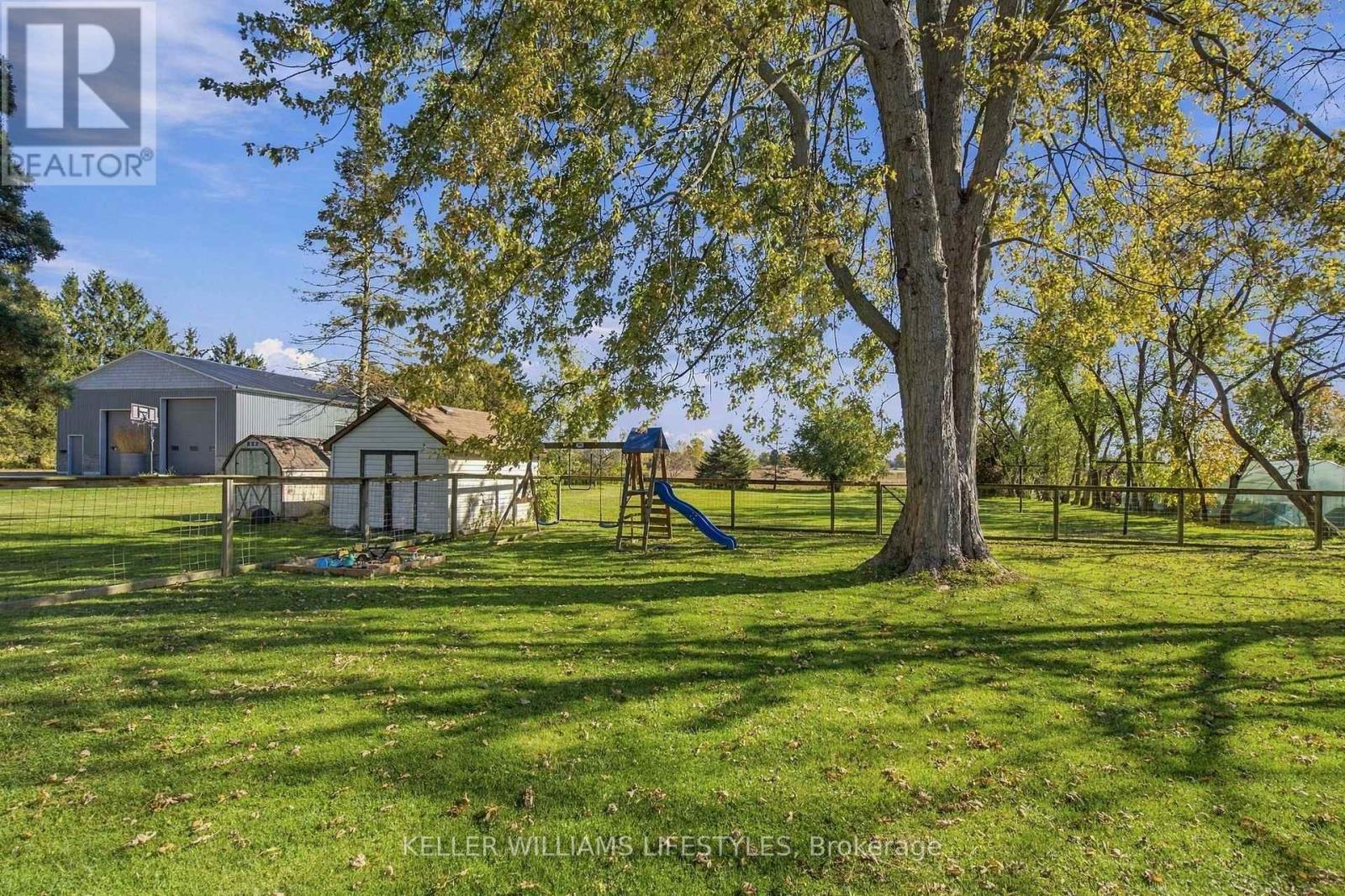 7512 FAIRVIEW ROAD - 33