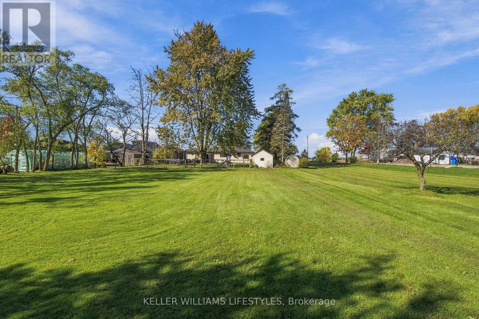 7512 FAIRVIEW ROAD - 37