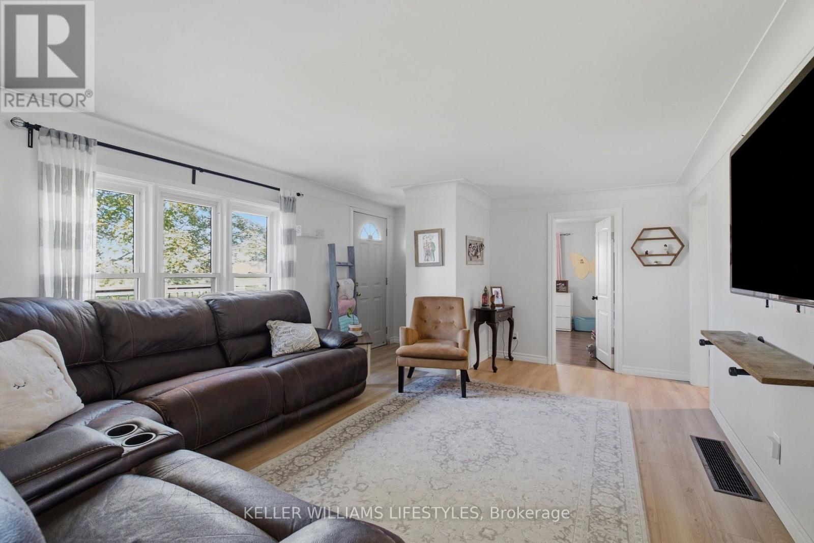 7512 FAIRVIEW ROAD - 8