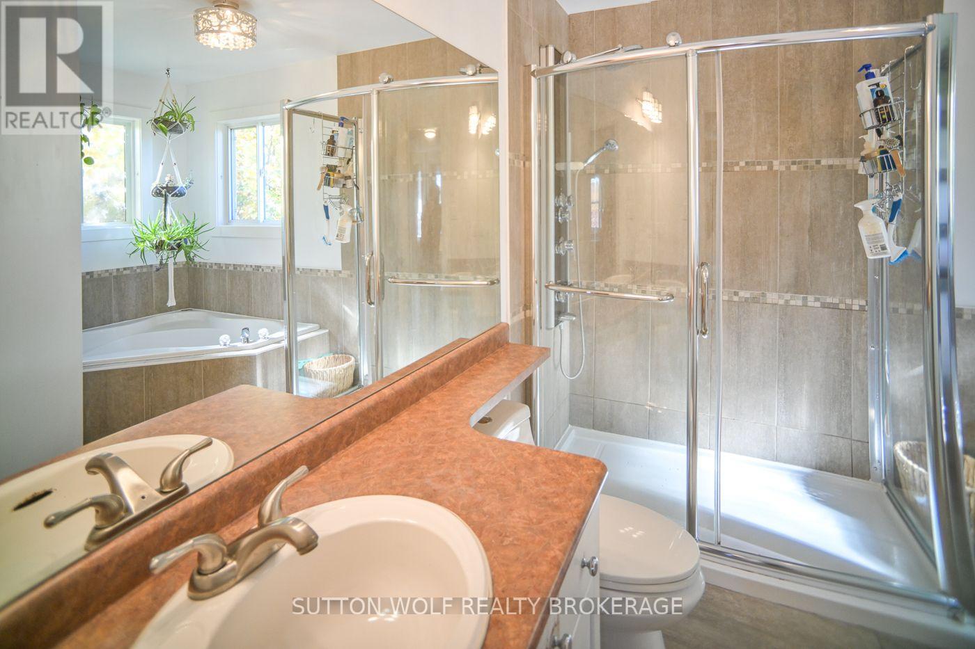 67 WILLOW CRESCENT - 22