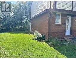 1370 Foxwell Street, Ottawa, ON K1B5J2 Photo 28