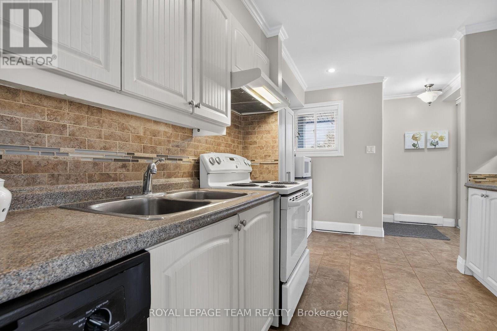 Commercial Properties for Sale in Ottawa – 1508 TANGUAY COURT – By Peter Sagos - Image 14