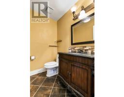 4 Berton Place, Ottawa, ON K2L3R8 Photo 29