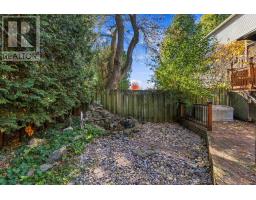 4 Berton Place, Ottawa, ON K2L3R8 Photo 49