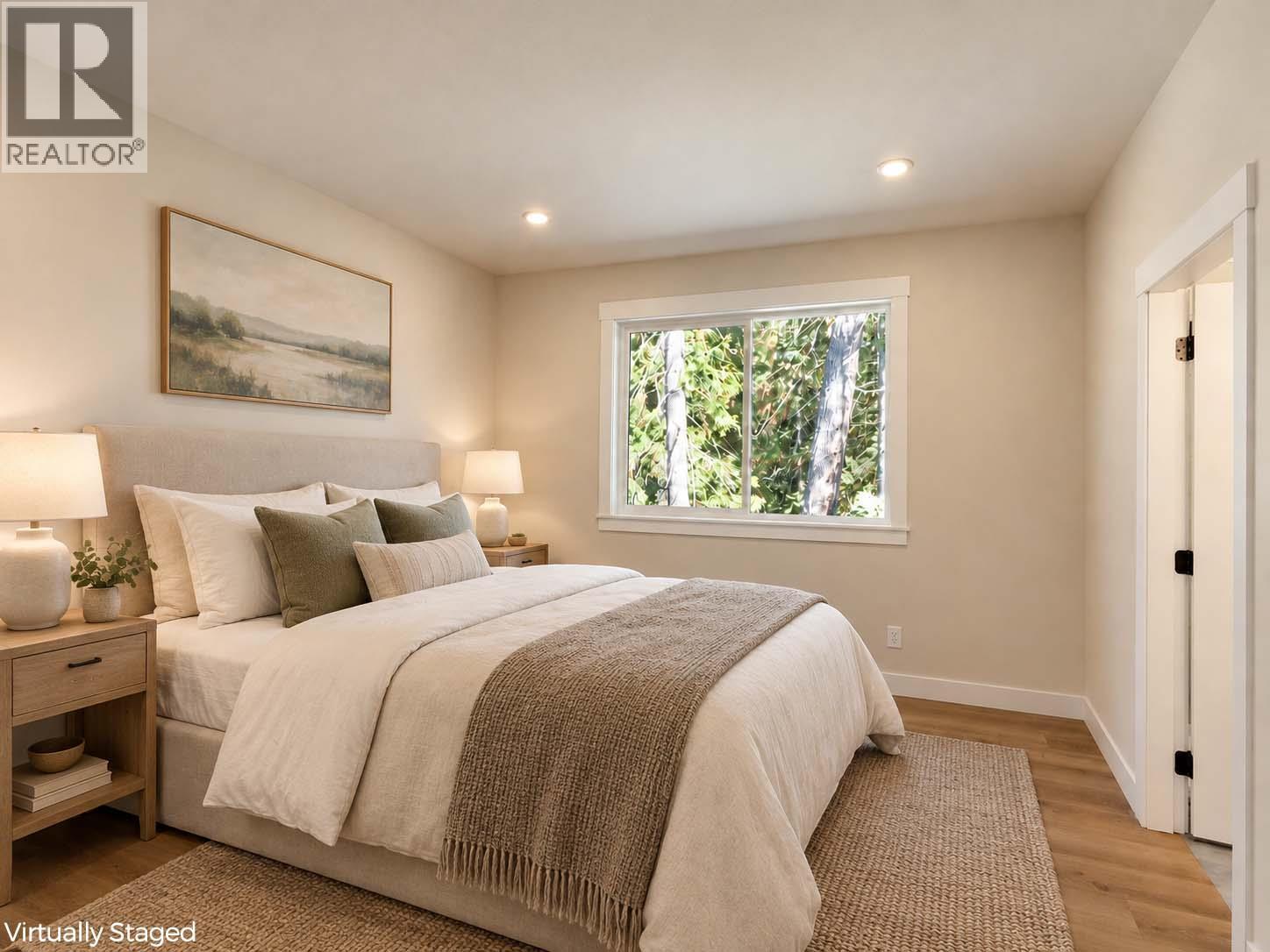 1450 21 Street NE, Salmon Arm - Image 1