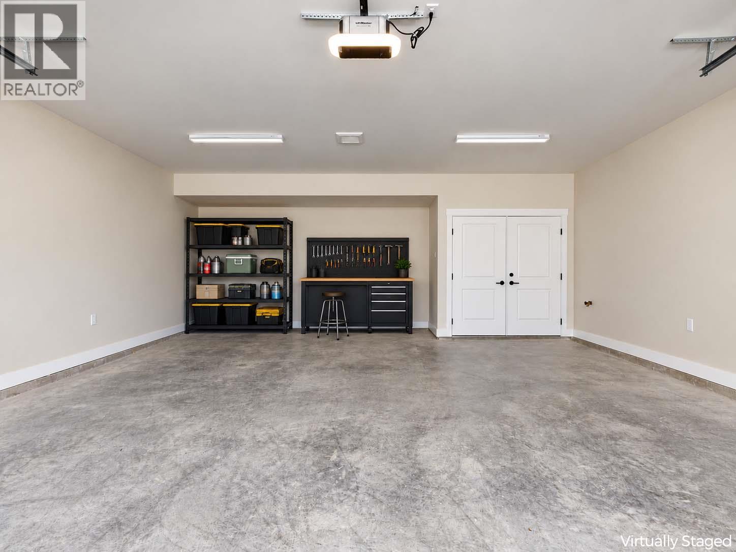 1450 21 Street NE, Salmon Arm - Image 1