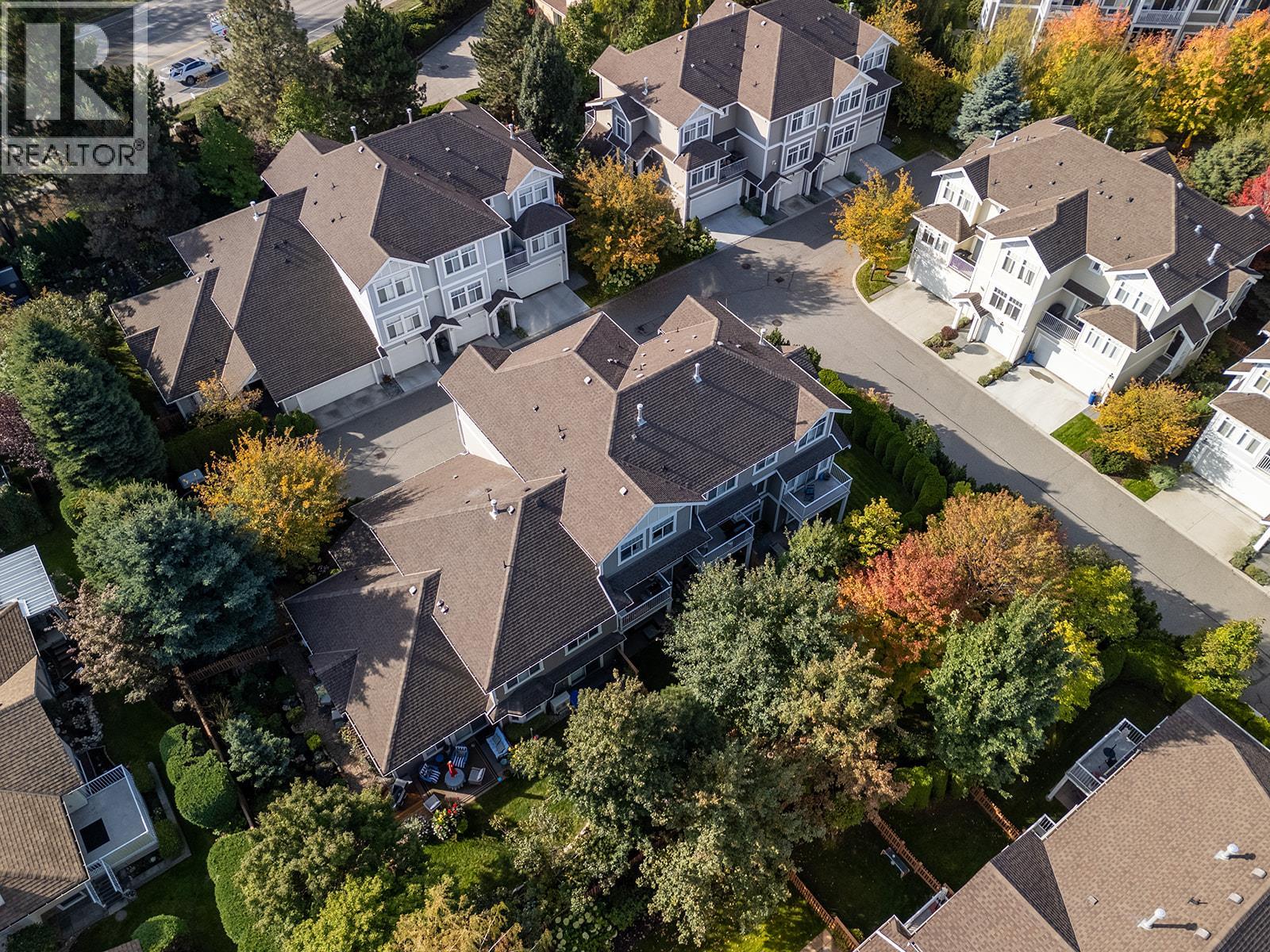 #21 1853 Parkview Crescent - 43
