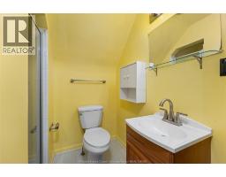 2567 Kildare Road, Windsor, ON N9W2Y4 Photo 13