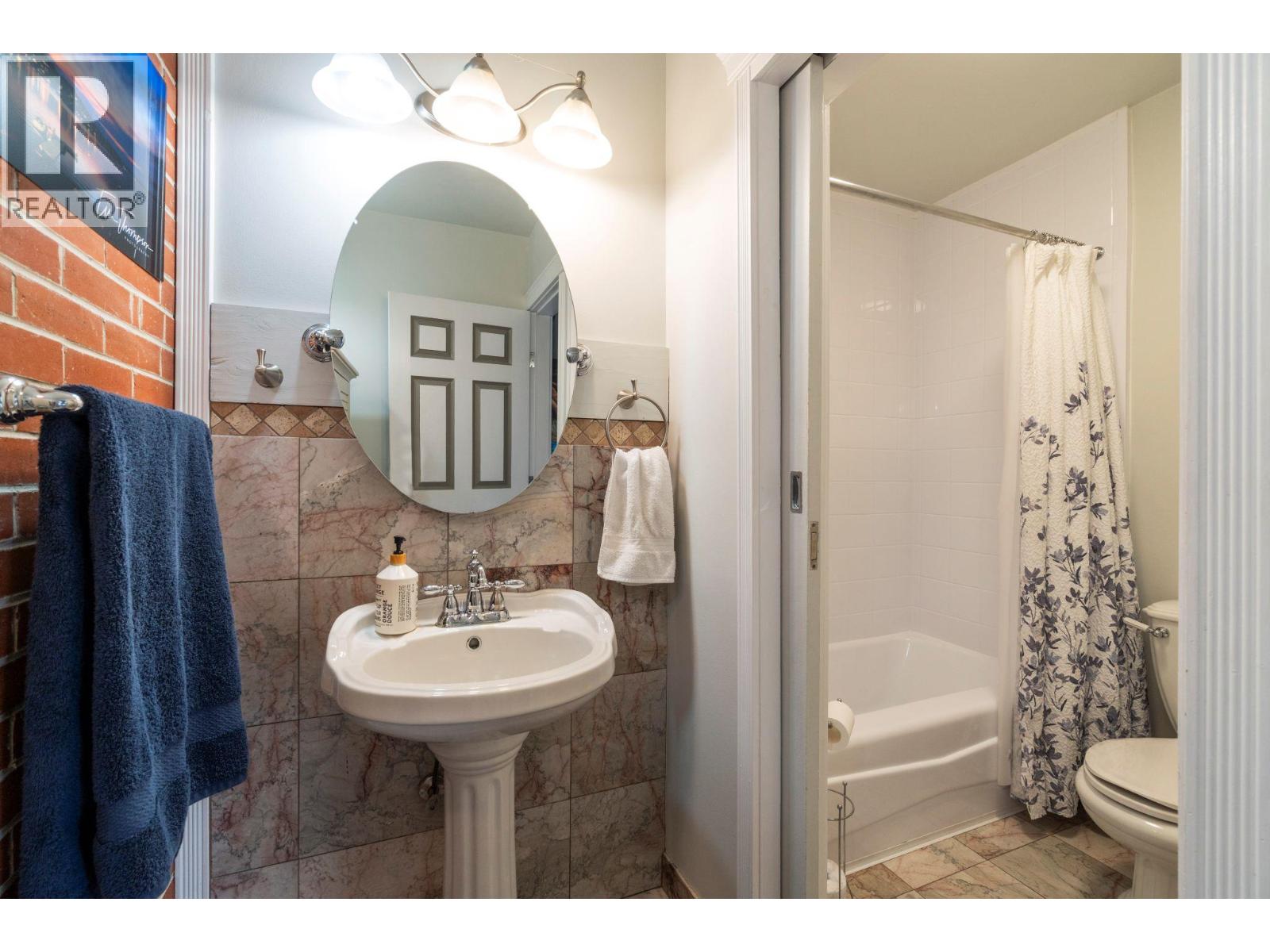 2009 Eagle Bay Road - 29