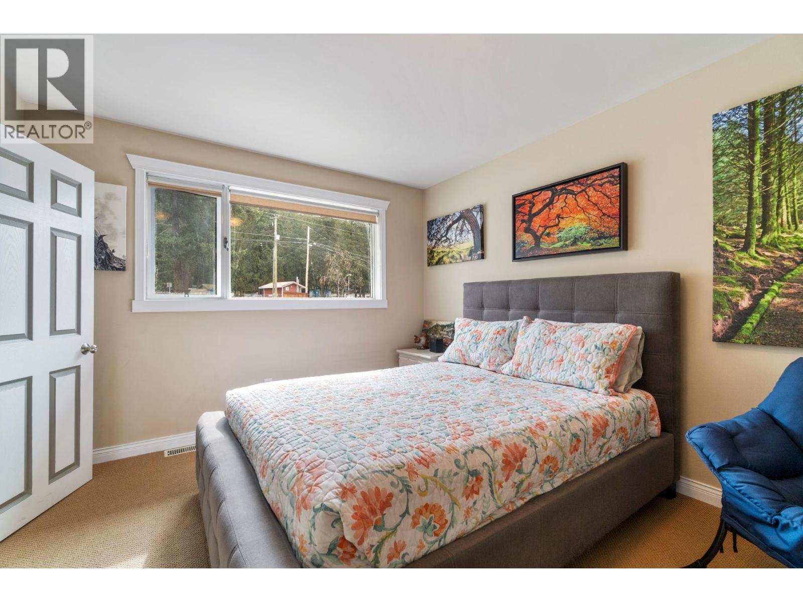 2009 Eagle Bay Road - 30