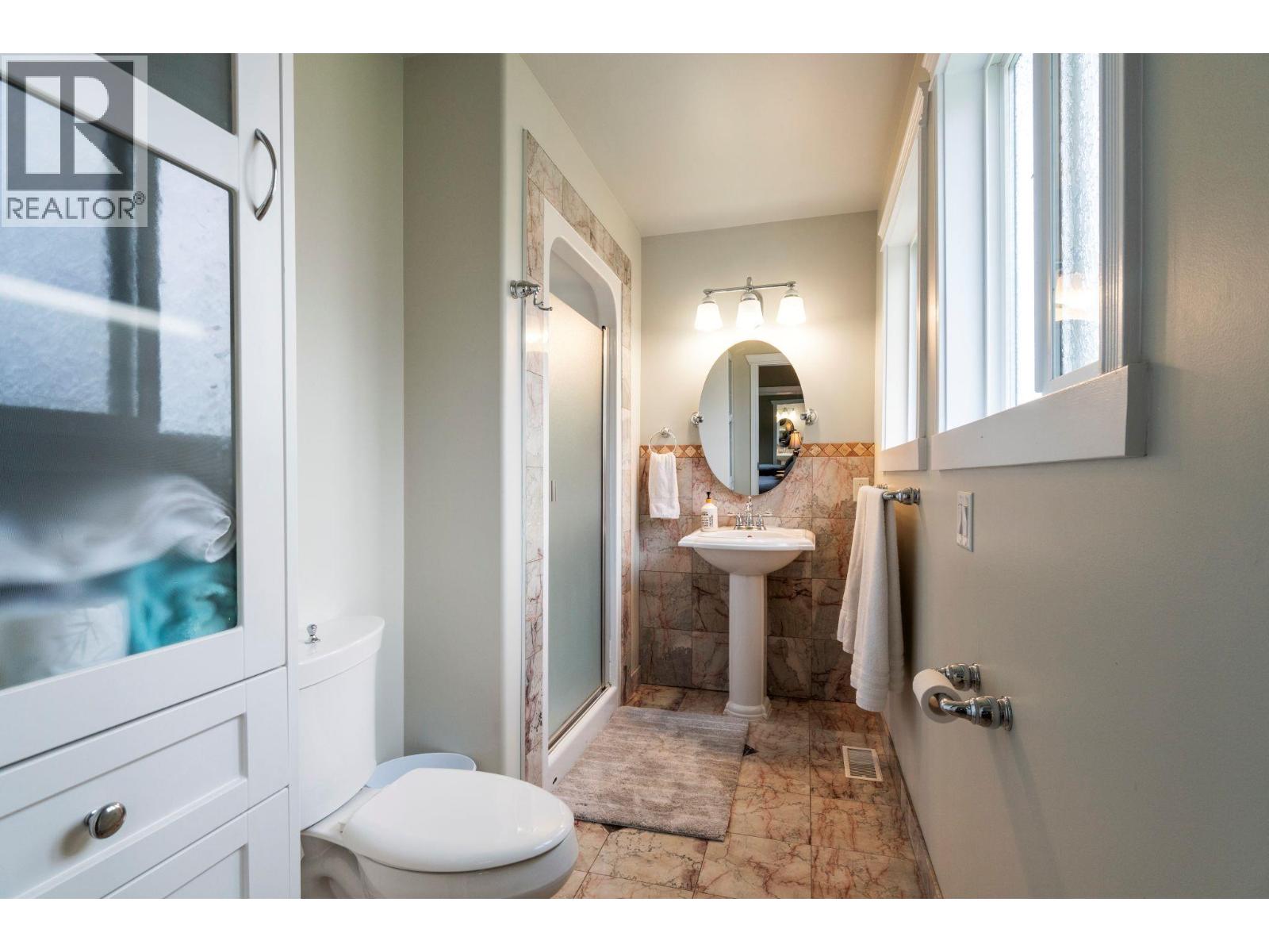 2009 Eagle Bay Road - 34