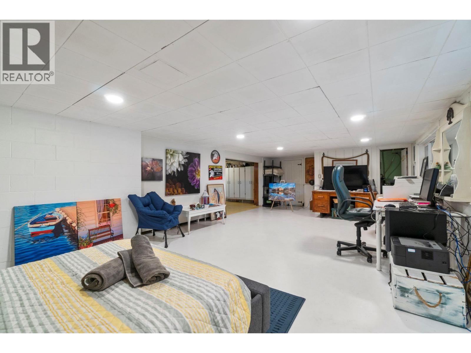 2009 Eagle Bay Road - 37