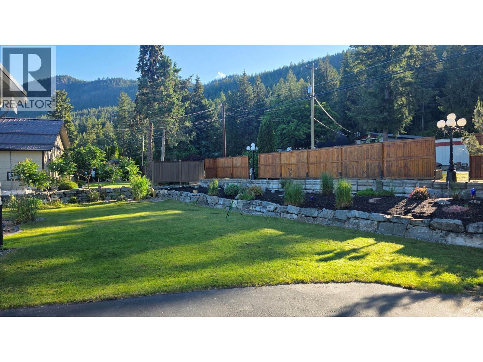 2009 Eagle Bay Road - 50