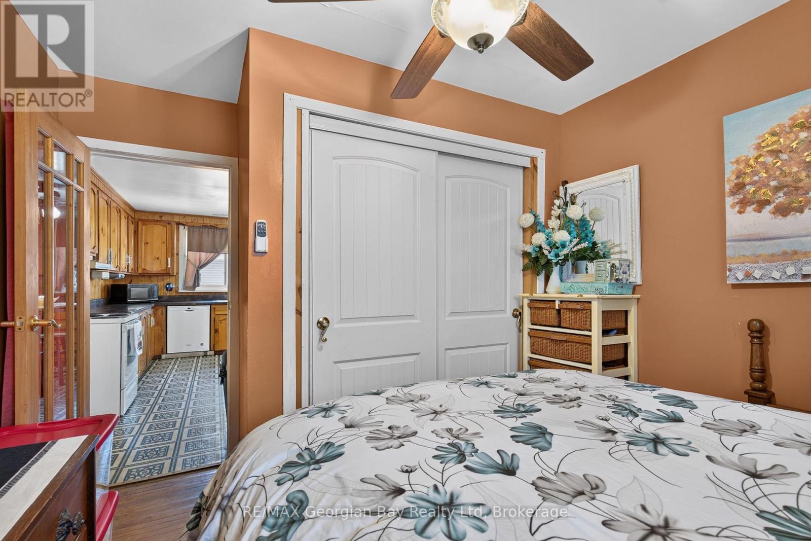 18 Brock Street, Penetanguishene photo 17