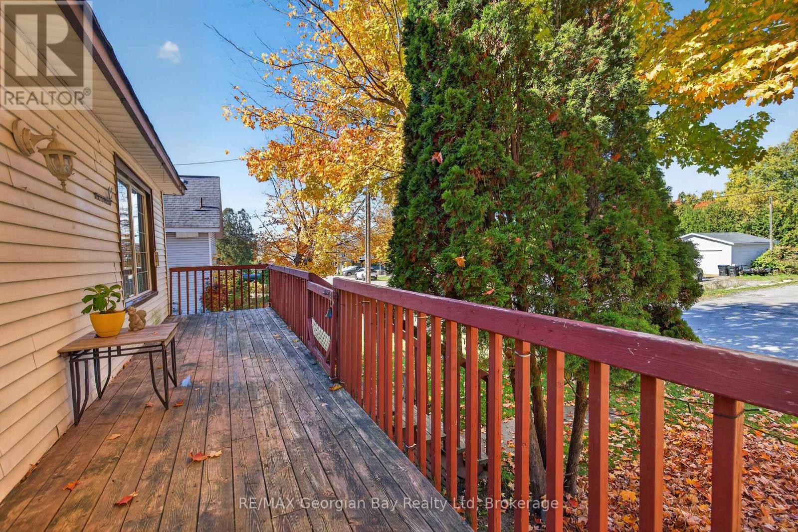 18 Brock Street, Penetanguishene photo 23