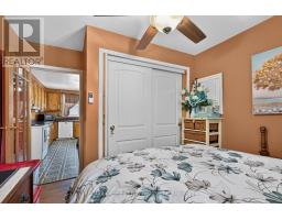 18 Brock Street, Penetanguishene, ON L9M1R9 Photo 17