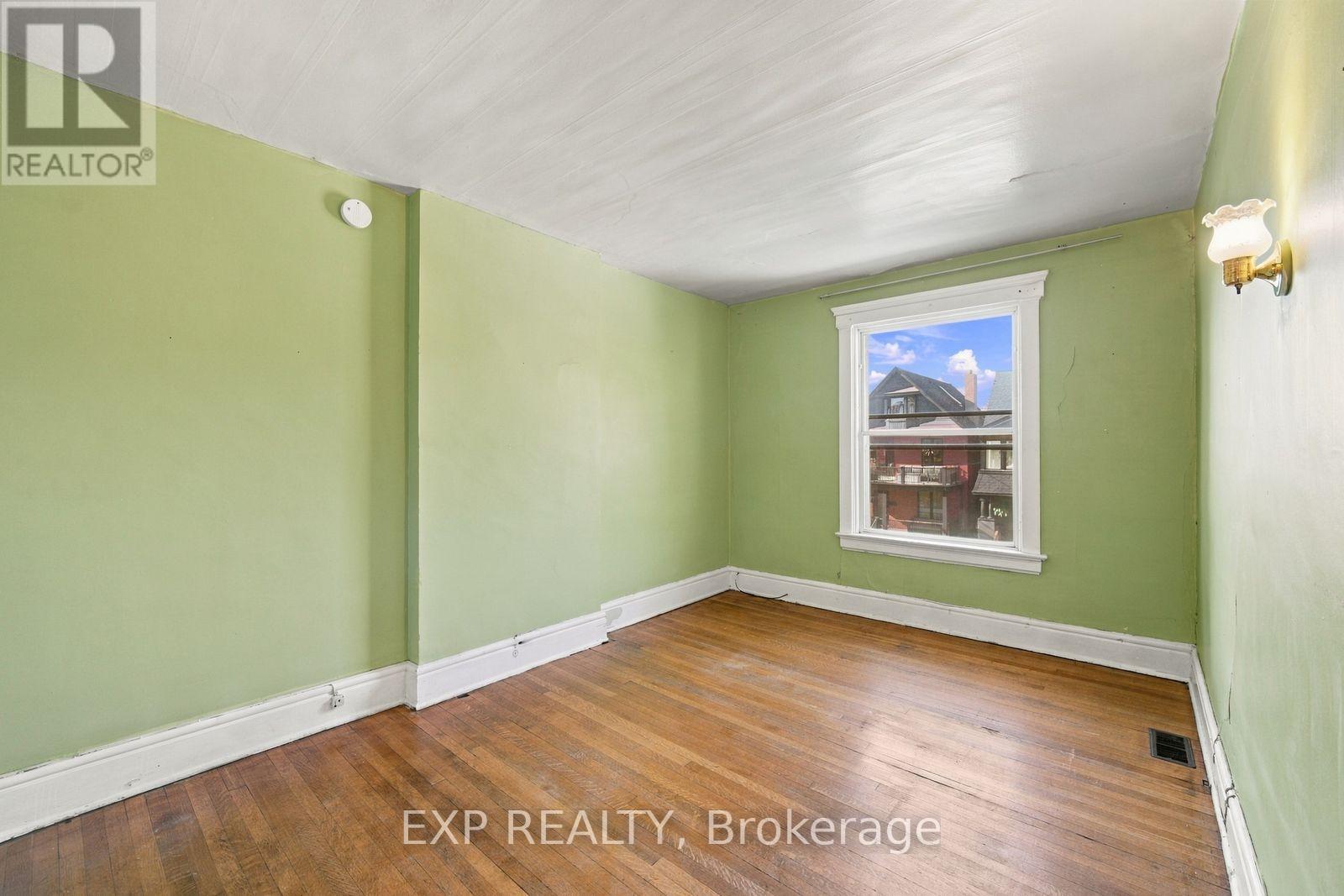 101 Beatrice Street, Toronto, ON photo 14