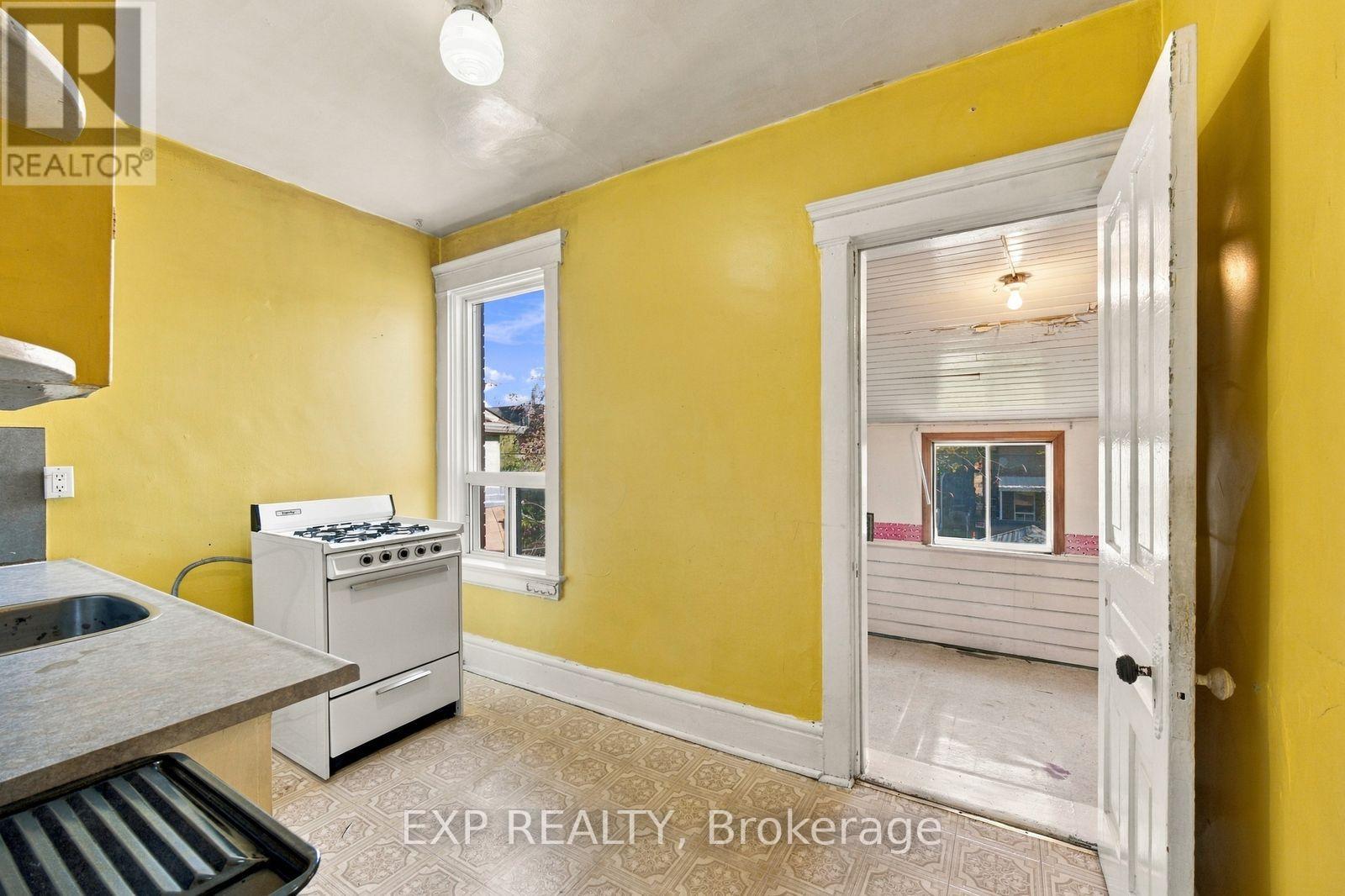 101 Beatrice Street, Toronto, ON photo 17