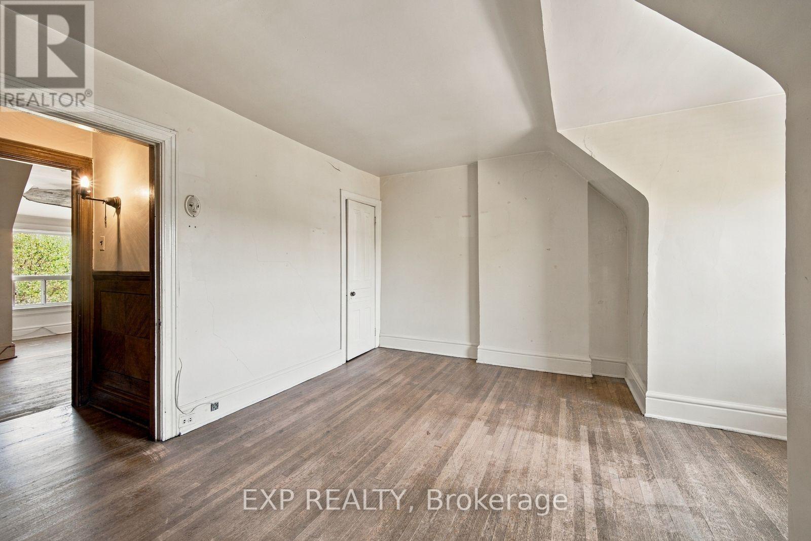 101 Beatrice Street, Toronto, ON photo 19