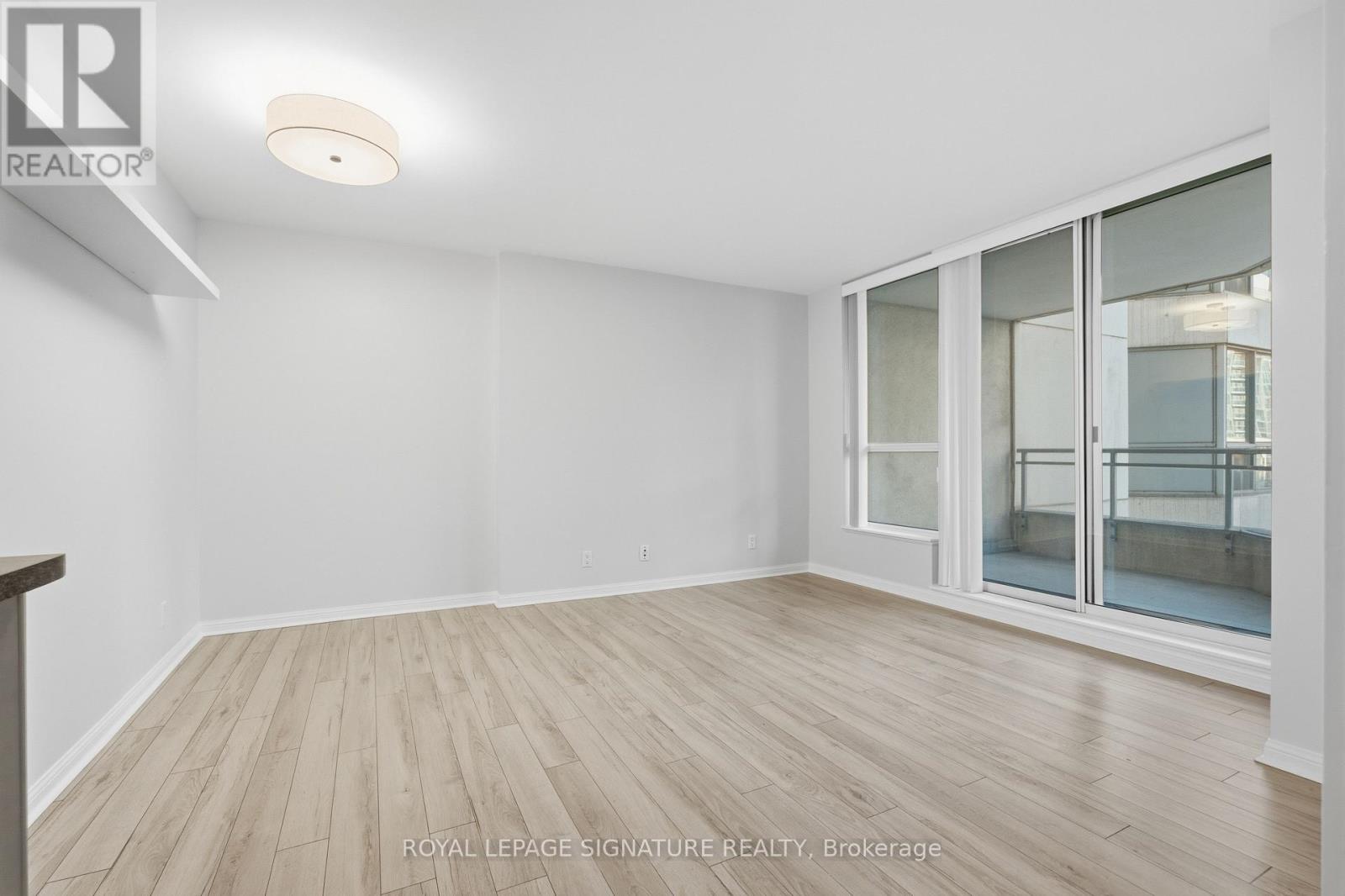 701 - 228 QUEENS QUAY W, Toronto (Waterfront Communities) — photo 6
