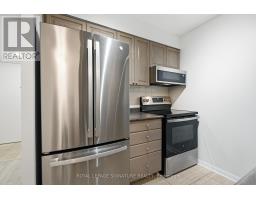 701 - 228 Queens Quay W, Toronto, ON M5J2X1 Photo 13