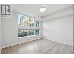 701 - 228 Queens Quay W, Toronto, ON M5J2X1 Photo 15