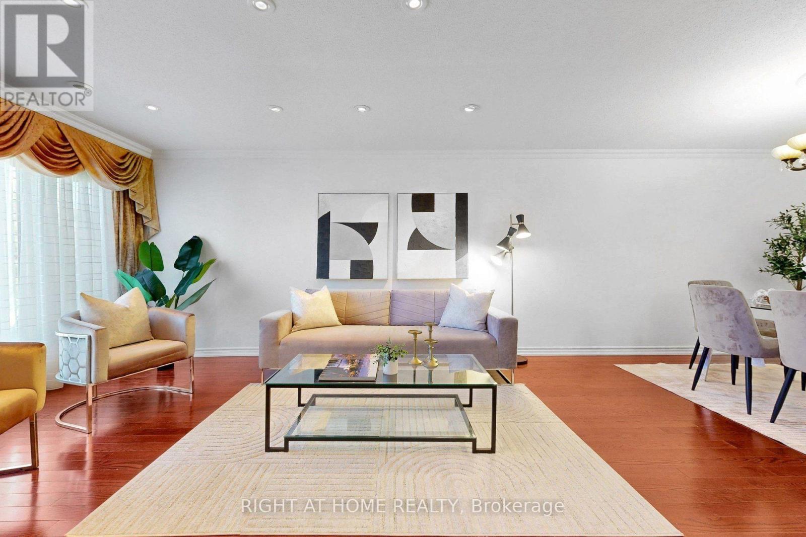 13 CLANCY DRIVE, Toronto (Don Valley Village) — photo 11