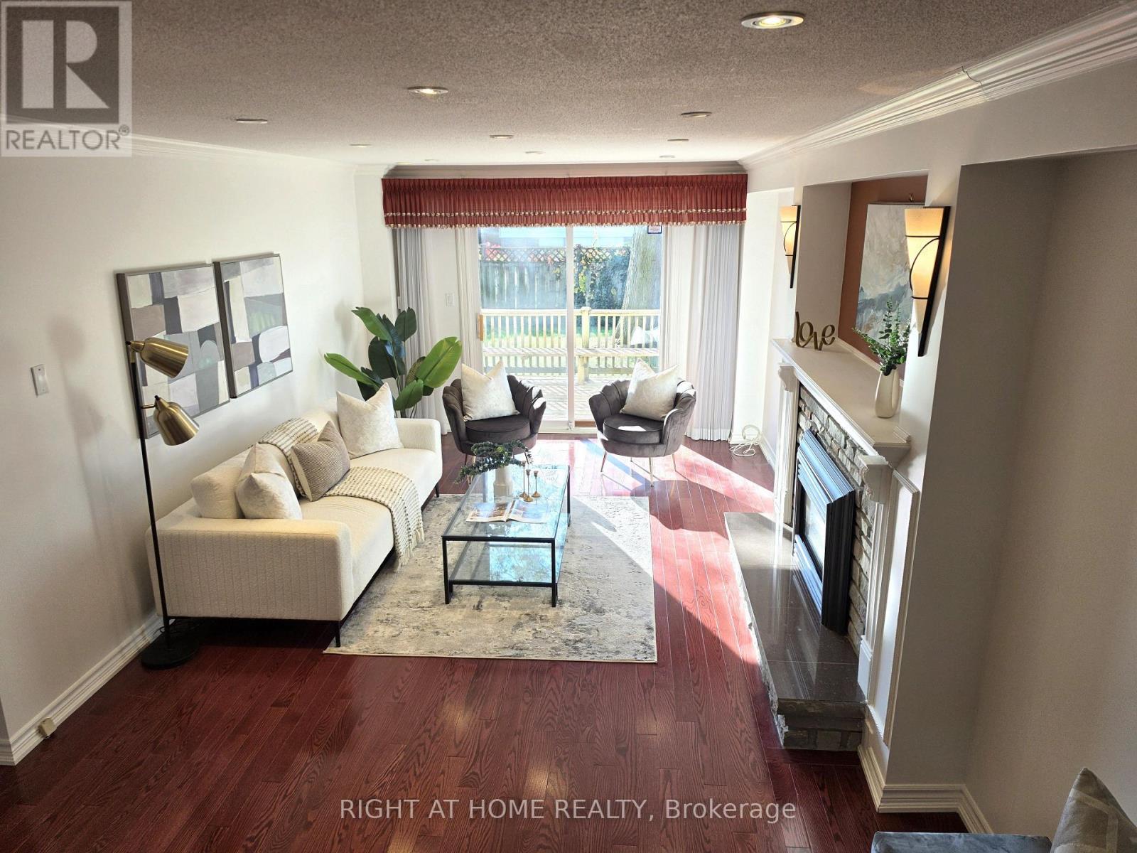 13 Clancy Drive, Toronto, ON photo 27