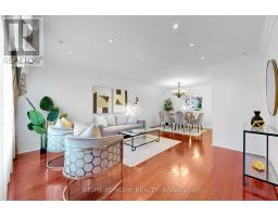 Living room - 13 Clancy Drive, Toronto, ON M2J2V7 Photo 10