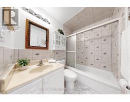 13 Clancy Drive, Toronto, ON M2J2V7 Photo 31