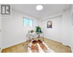 13 Clancy Drive, Toronto, ON M2J2V7 Photo 37