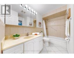 13 Clancy Drive, Toronto, ON M2J2V7 Photo 38