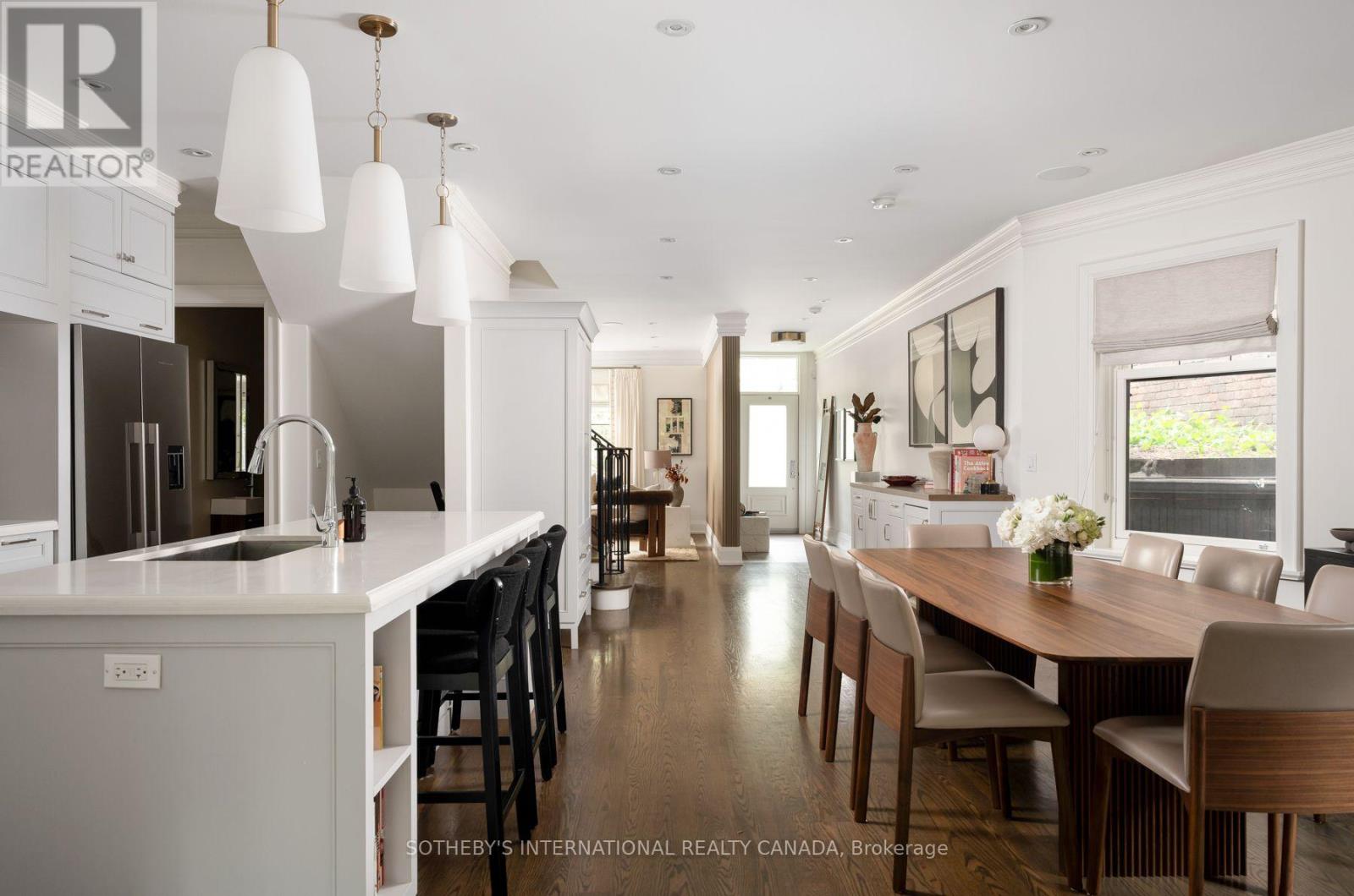 106 Highland Avenue, Toronto, ON photo 14