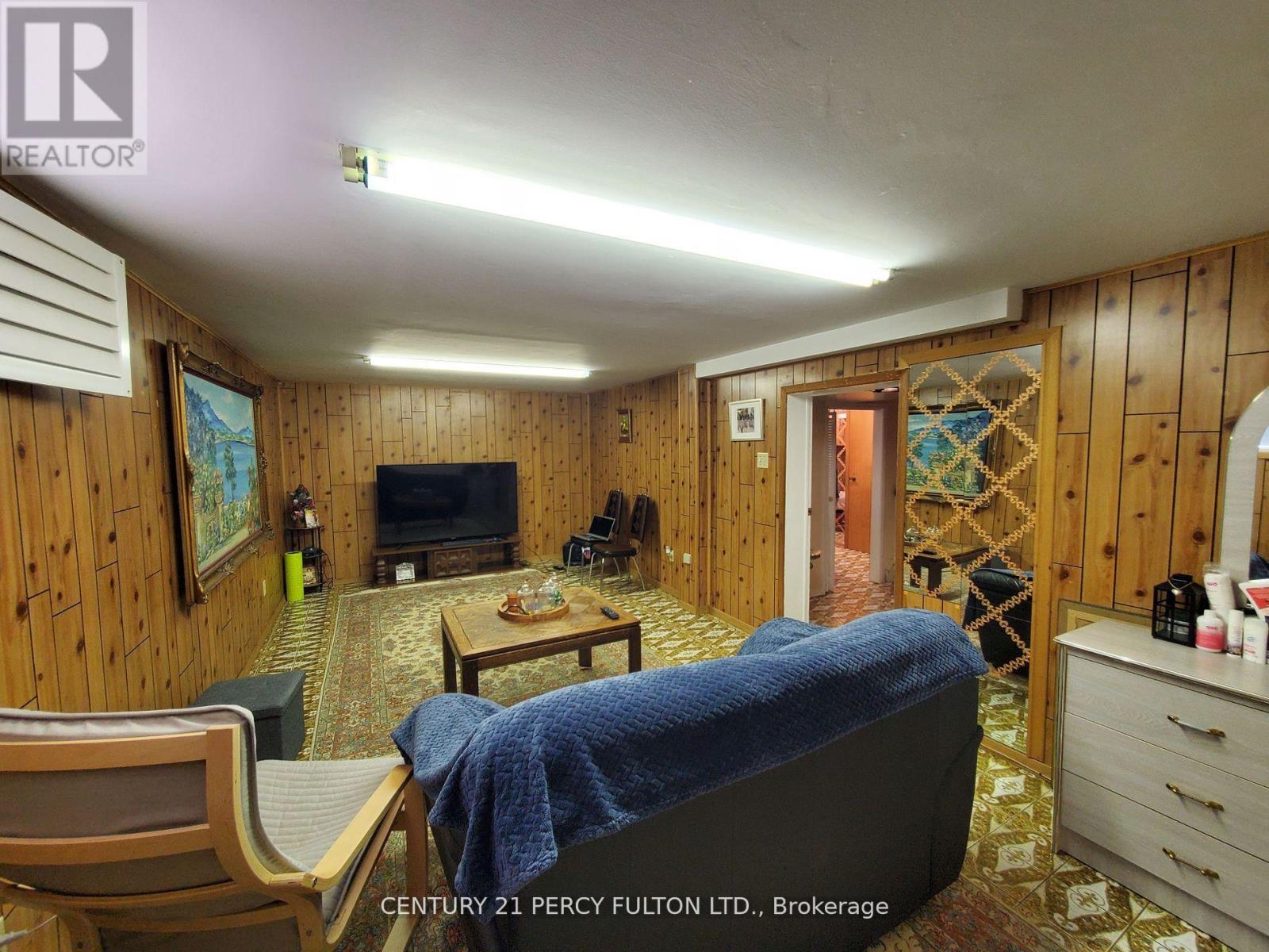 36 ST. PASCHAL COURT, Toronto (Newtonbrook West) — photo 9