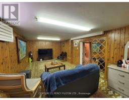 36 St. Paschal Court, Toronto, ON M2M4A5 Photo 9