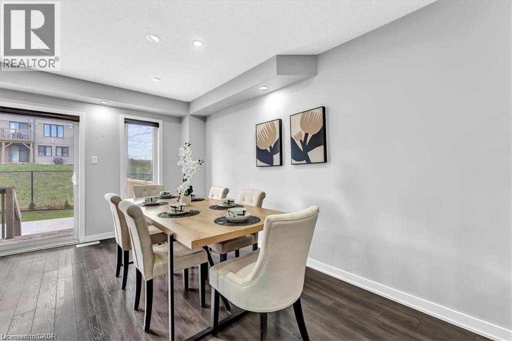 94 CRAFTER Crescent, Stoney Creek — photo 5