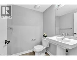 Kitchen - 94 Crafter Crescent, Stoney Creek, ON L8J0H7 Photo 9
