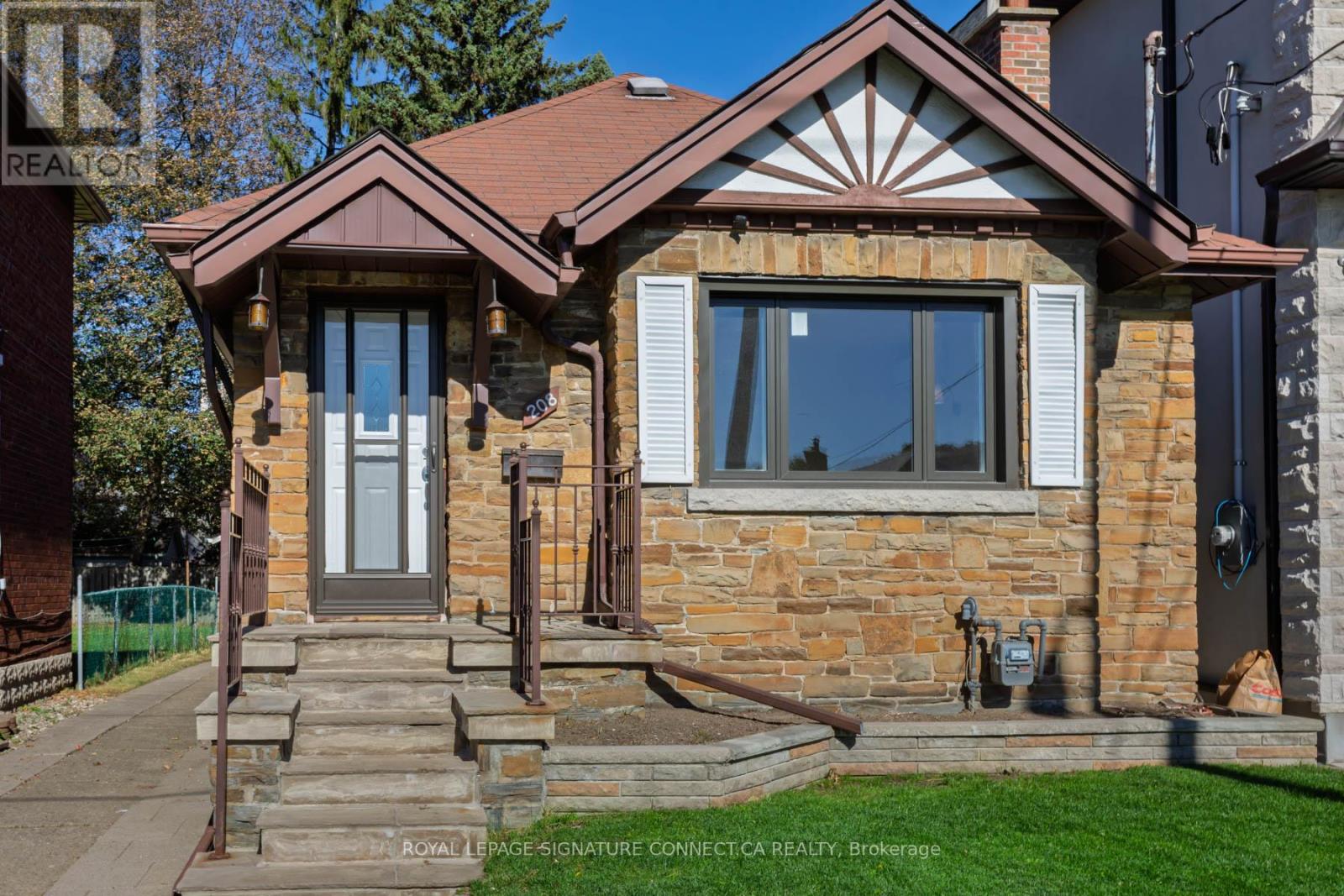 208 FLOYD AVENUE, Toronto (Danforth Village-East York)