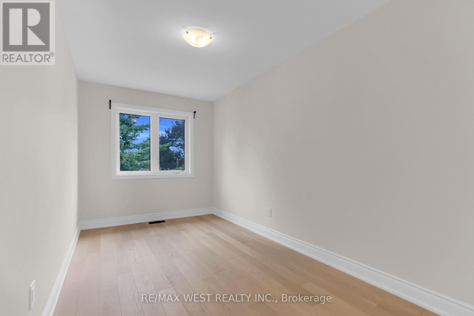131 Guelph Street, Oshawa, ON photo 32
