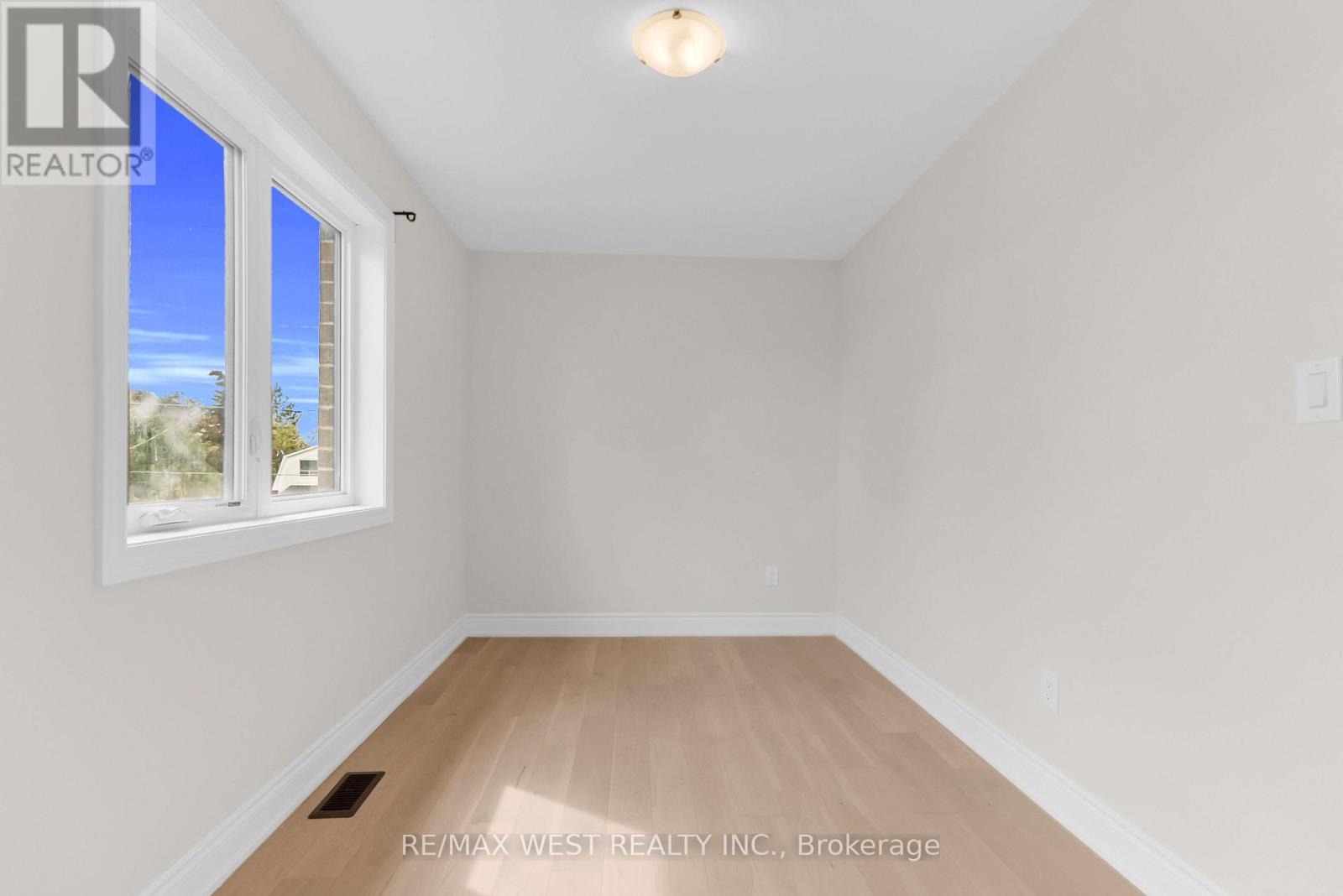 131 Guelph Street, Oshawa, ON photo 35