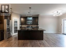4pc Bathroom - 1548 Coalbanks Boulevard W, Lethbridge, AB T1J5H7 Photo 7