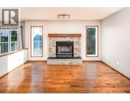 4pc Bathroom - 131 Edgebrook Close Nw, Calgary, AB T3A4W7 Photo 9