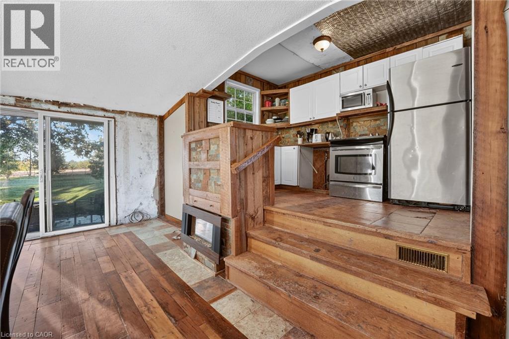 3702 CAMPDEN Road - 17