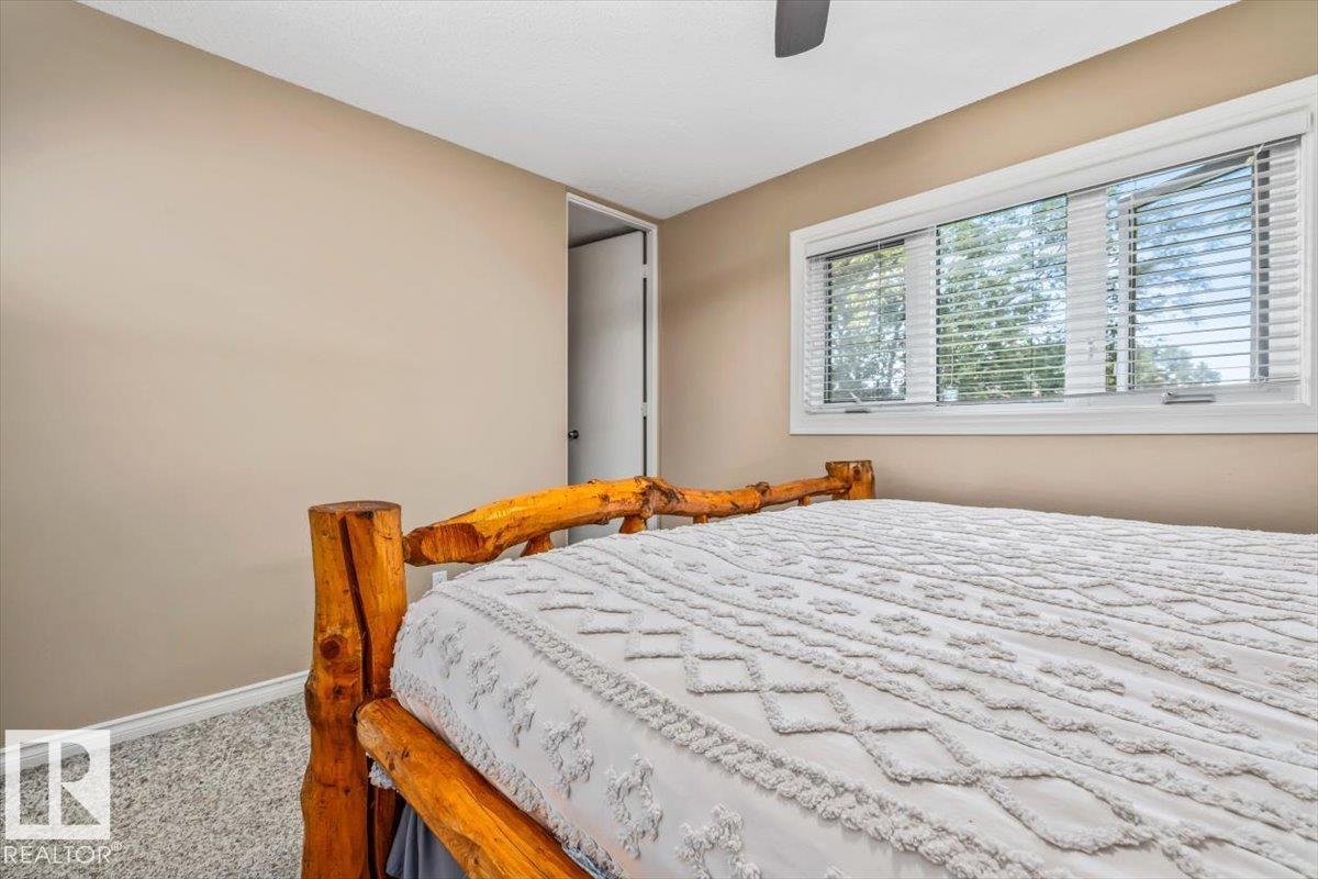 9212 93 Street, Pineview Fort Sask. — photo 18 of 30: Property photo