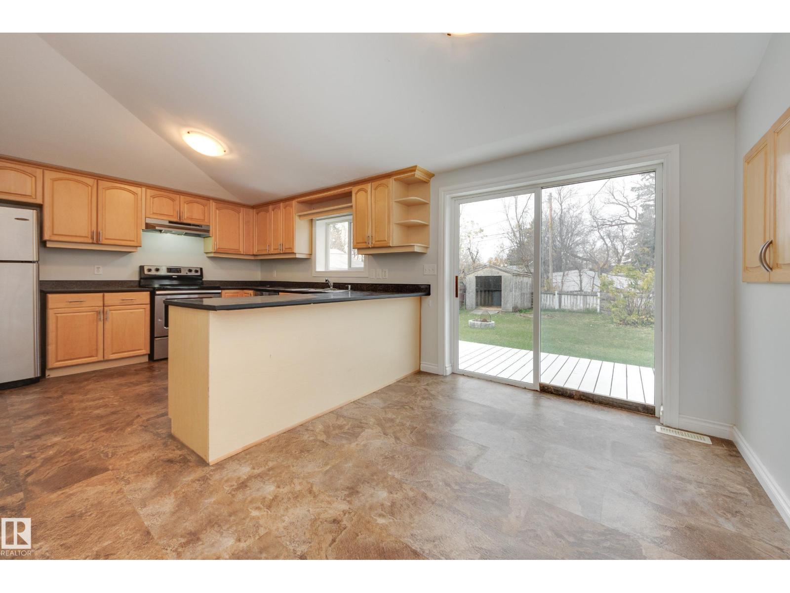 4908 51 Avenue, photo 12