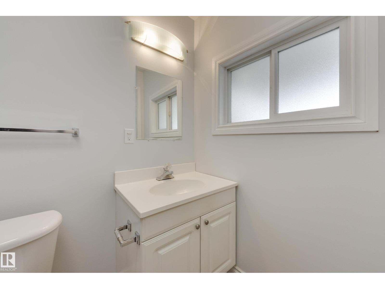 4908 51 Avenue, photo 18
